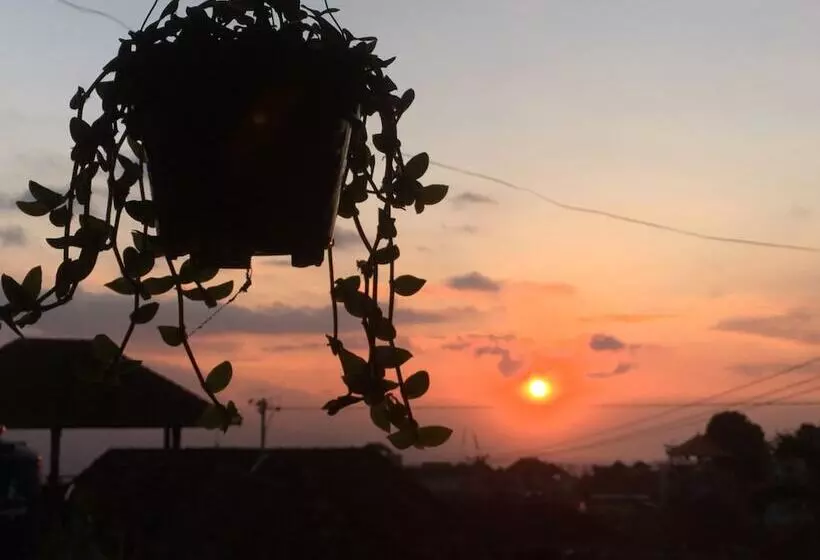 호텔 Made Oka Homestay And Warung