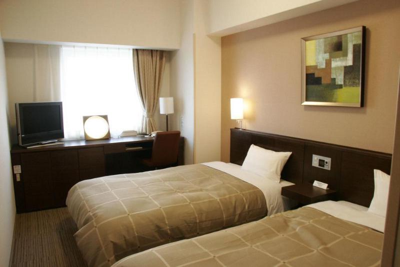 בית מלון כפרי Route Inn Chitose Ekimae