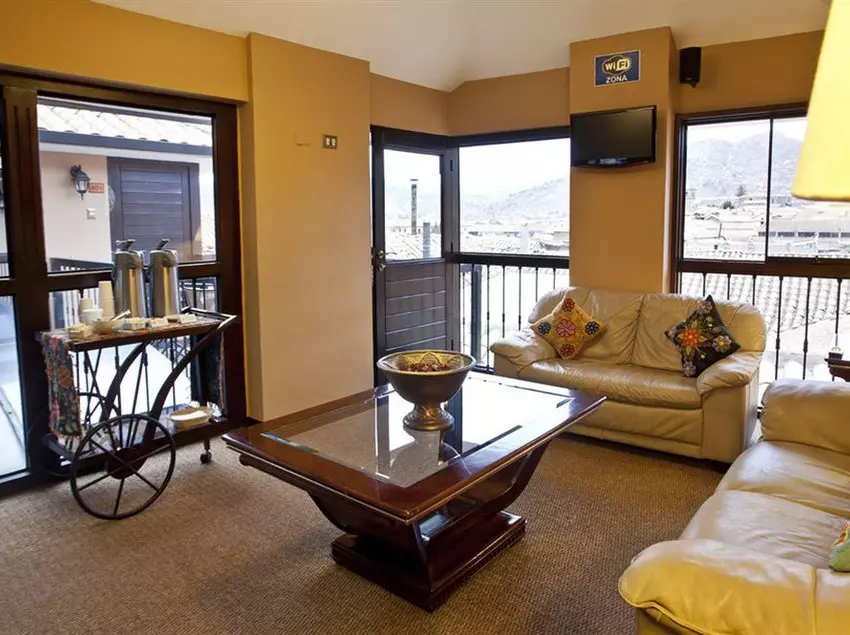 Отель Tierra Viva Cusco Plaza