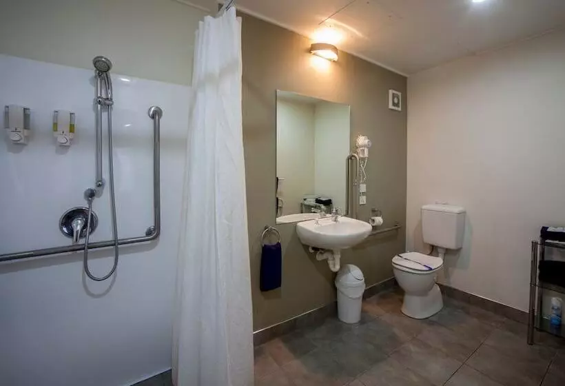 مُتل Landmark Manor