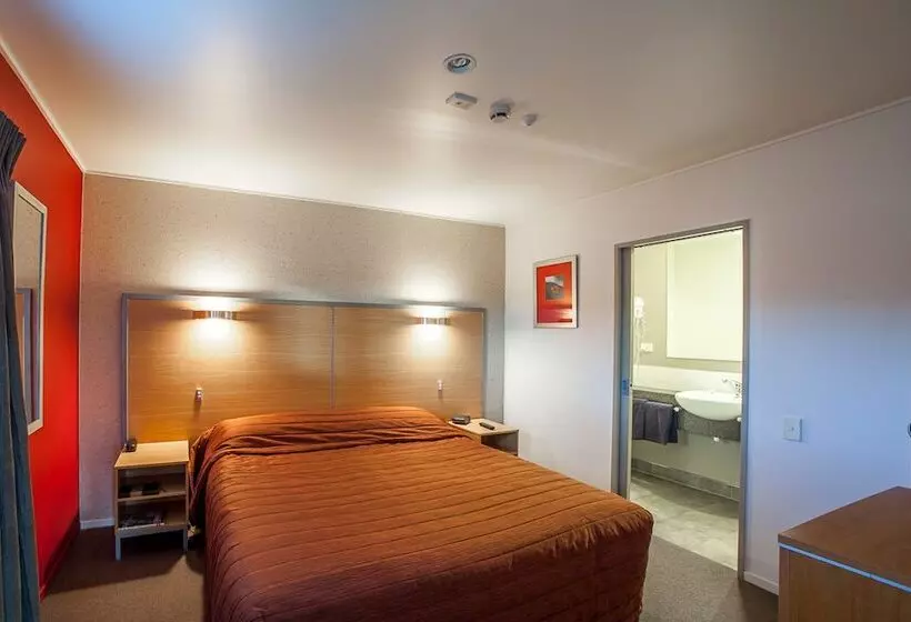 مُتل Landmark Manor