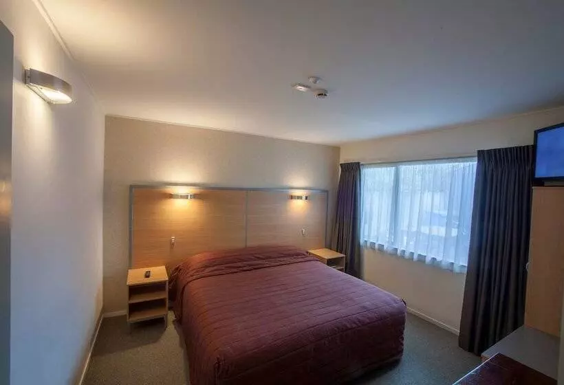 مُتل Landmark Manor