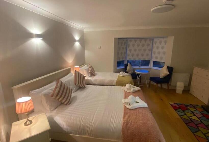 پانسیون Seaclusion Barna