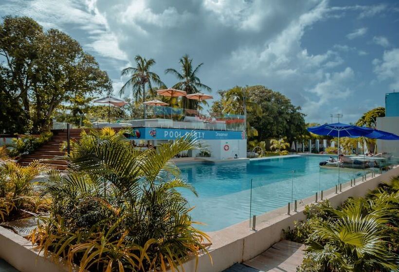 Hostel Dreamer Beach Club