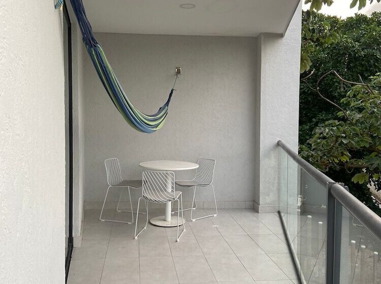 Hostel Dreamer Beach Club