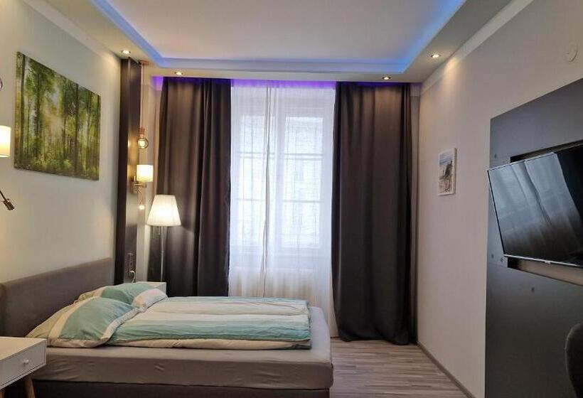 هاستل Palais Elegance Wien