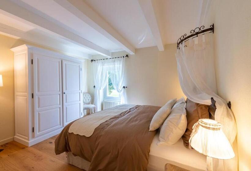 住宿加早餐  Maison D Hôtes Les Caroubiers