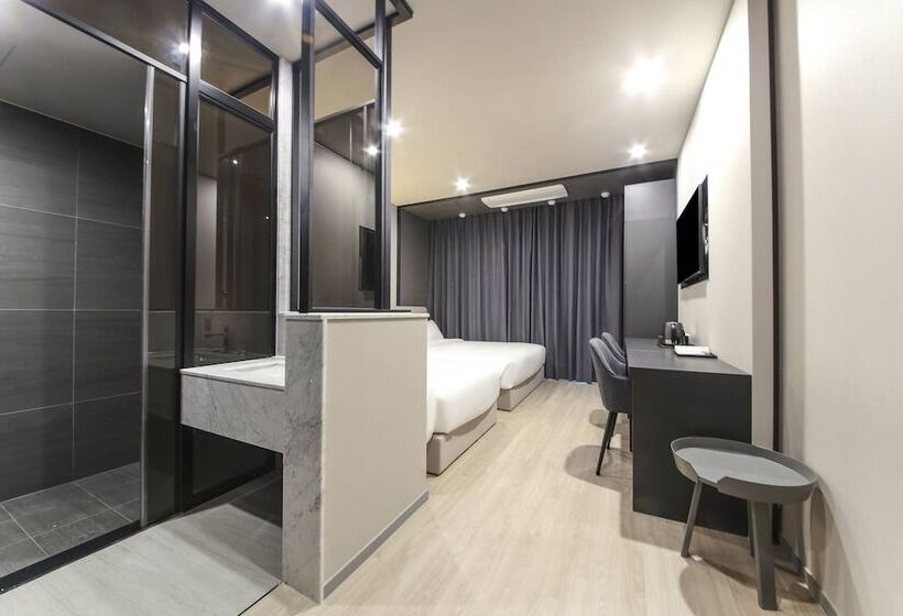 City Hotel The Busan Metro