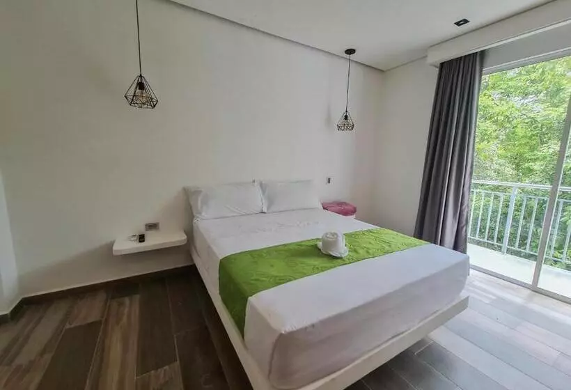 ホテル Monte Bello