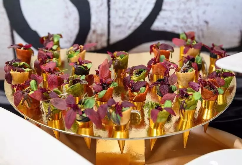 هتل Parizs Garden Apartments