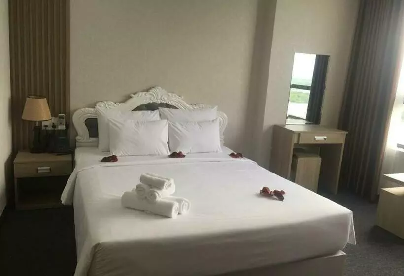 Pearl Beach Hotel Quy Nhon