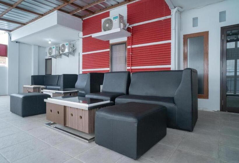 فندق Reddoorz Near Sarinah Jakarta
