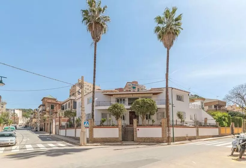 پانسیون Ayz Silvela Auto Check In Property