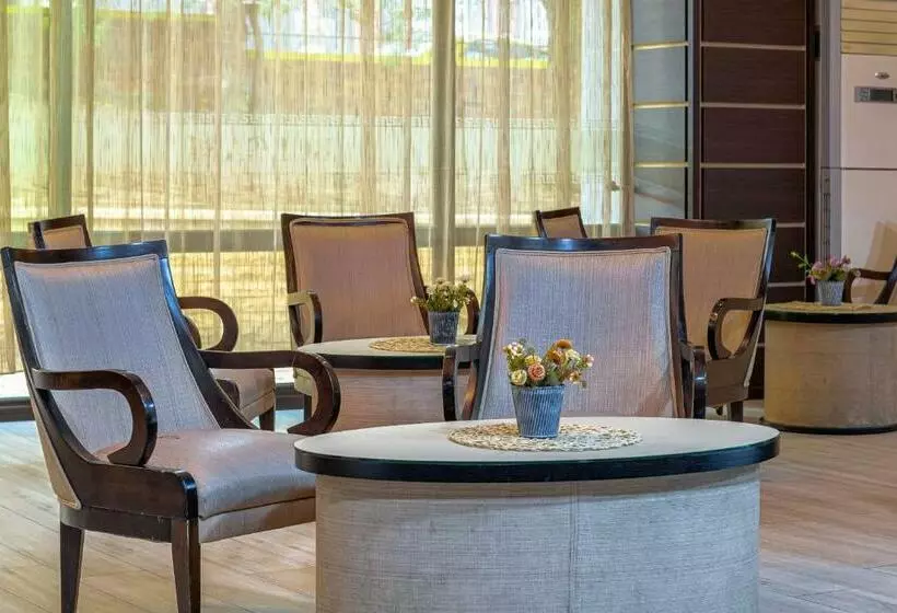 Hotelli хотел българия петрич