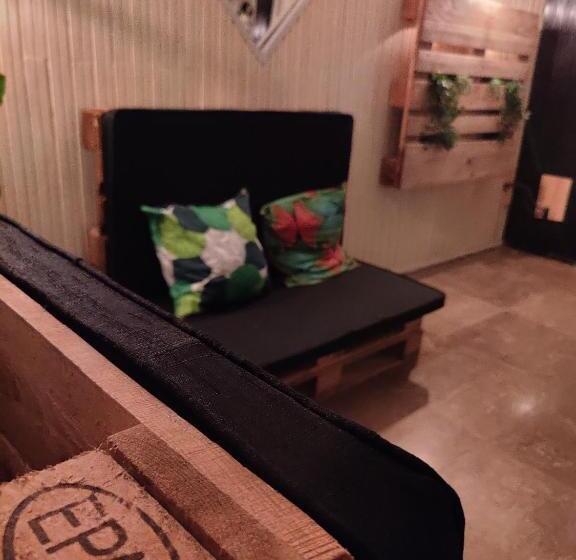 هتل La Maison De Kouadio