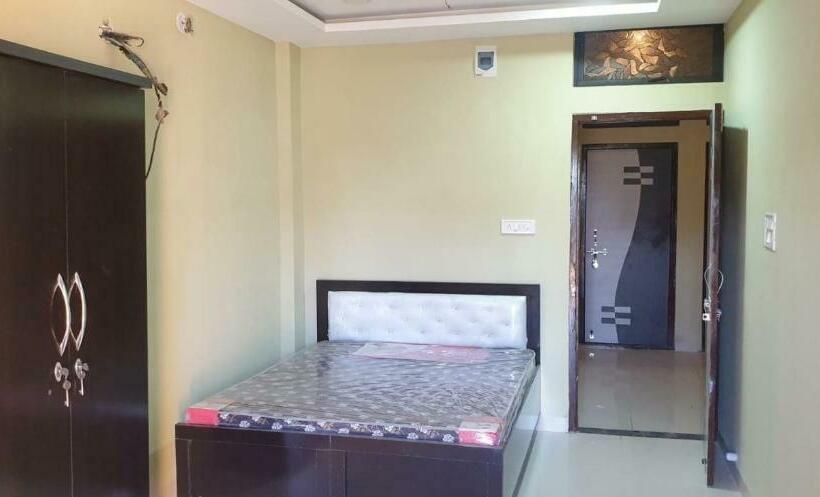 Hotel Spot On 87422 Krishna