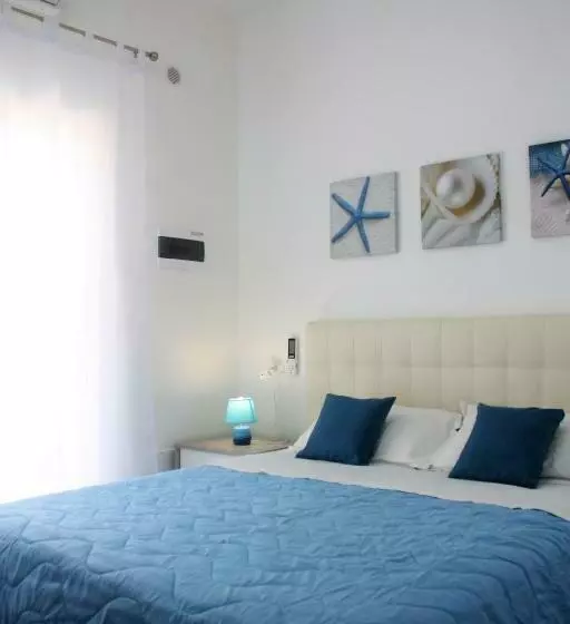 پانسیون Canova Holidays Rooms Affittacamere