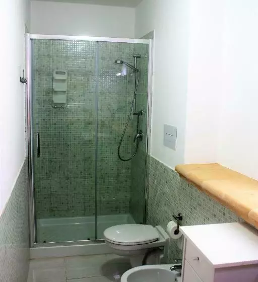پانسیون Canova Holidays Rooms Affittacamere