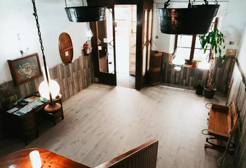 Majatalo Hostal La Premsa