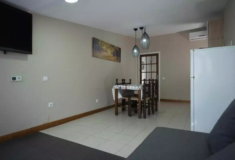 Majatalo Hostal La Premsa