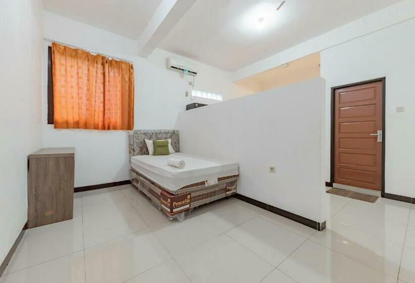 Urbanview Hotel 99 Syariah Banjarbaru By Reddoorz