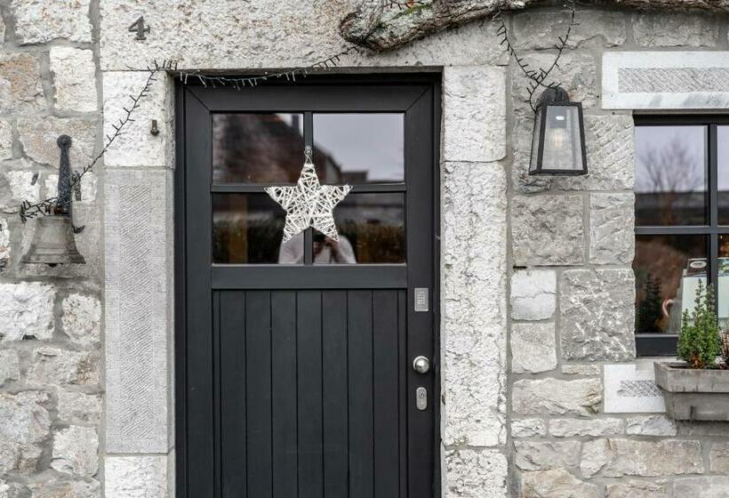 Aamiaismajoitus (B&B) A La Source De Lavis