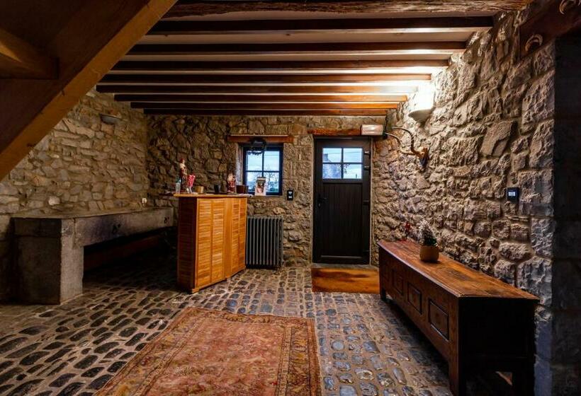 Aamiaismajoitus (B&B) A La Source De Lavis