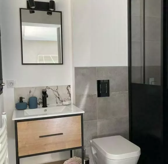 ベッドアンドブレックファースト La Tuilerie Chambres D Hôtes