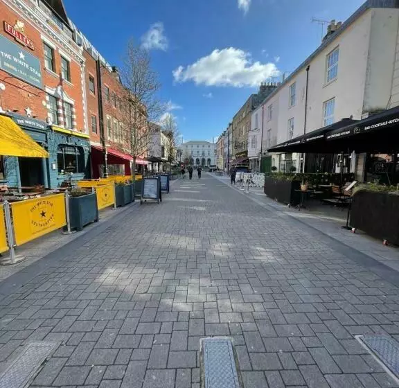 ホテル Oxford Street Stays