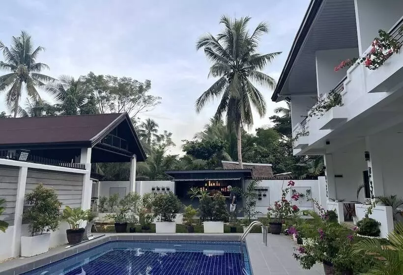Lomakeskus Thistle Inn
