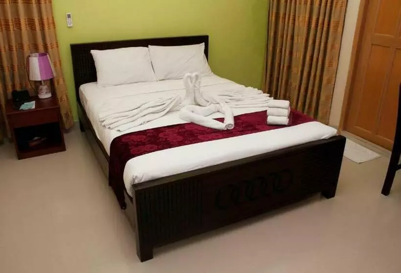 هتل Lighthouse Family Retreat