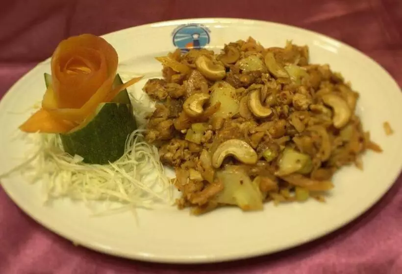 هتل Lighthouse Family Retreat