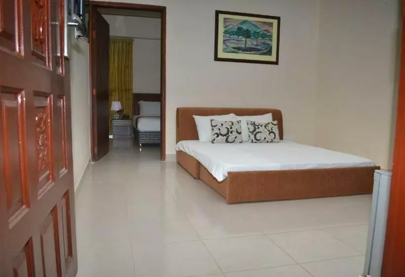 هتل Lighthouse Family Retreat