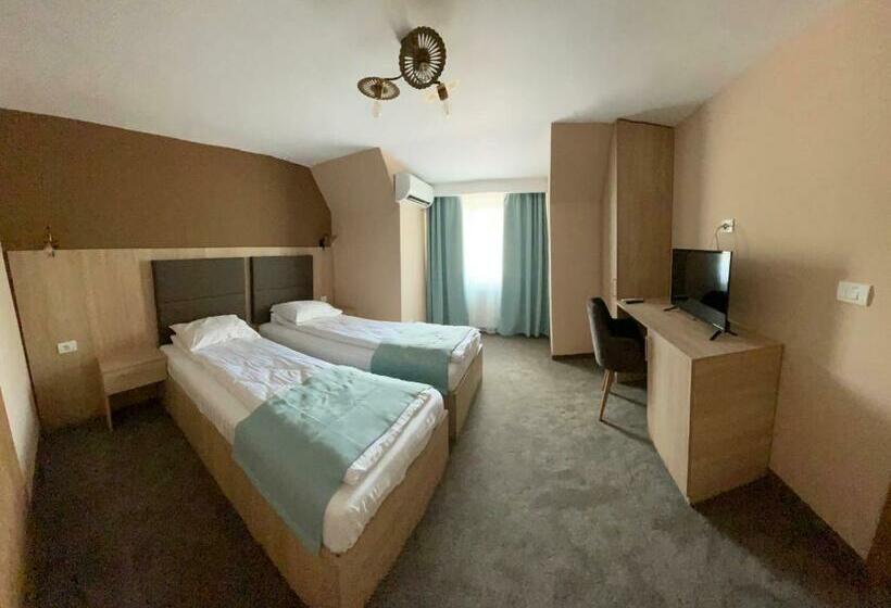 Hotel Pensiunea Dunarea