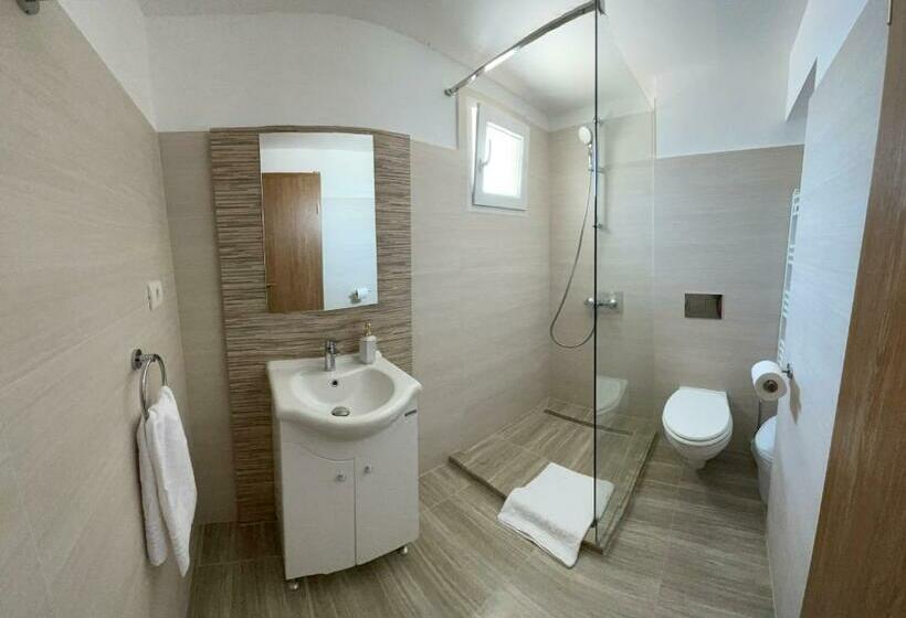 Hotel Pensiunea Dunarea