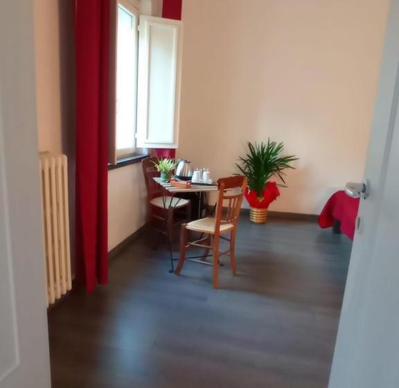 膳宿费 384 Guesthouse Rooms & Suite Enna