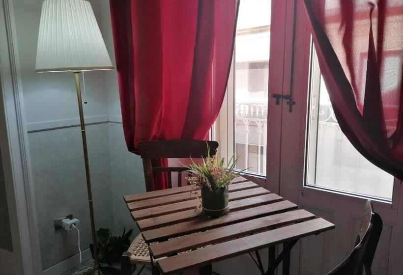 膳宿费 384 Guesthouse Rooms & Suite Enna