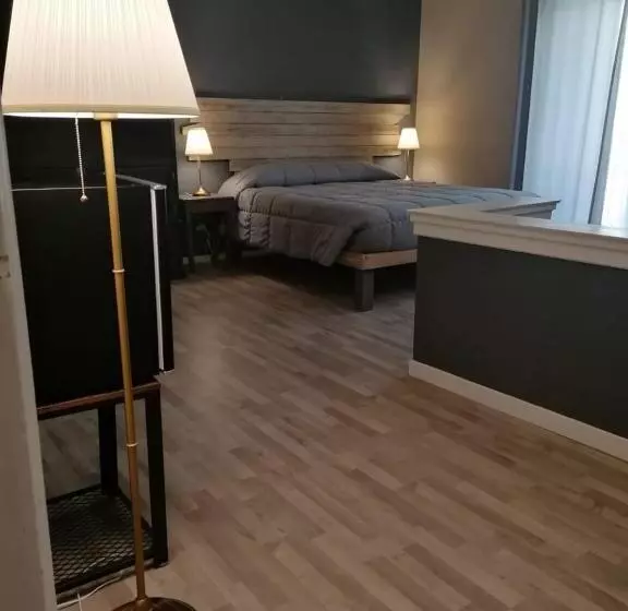 پانسیون 384 Guesthouse Rooms & Suite Enna