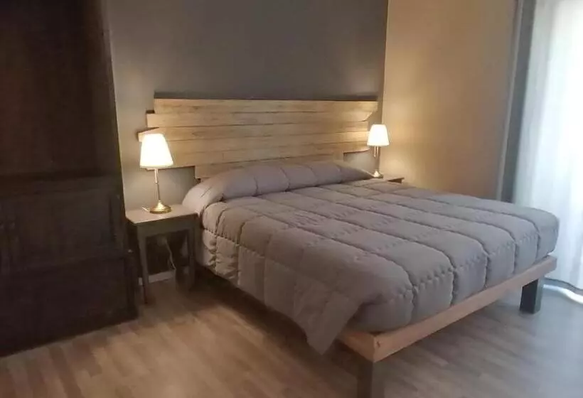 پانسیون 384 Guesthouse Rooms & Suite Enna