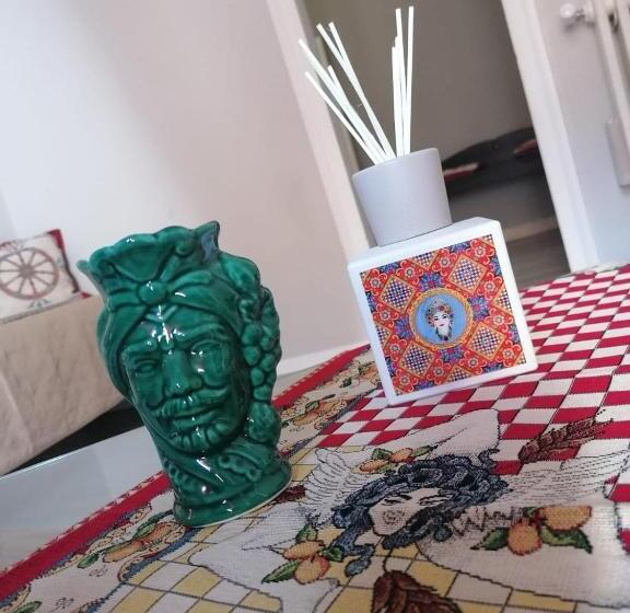 膳宿费 384 Guesthouse Rooms & Suite Enna