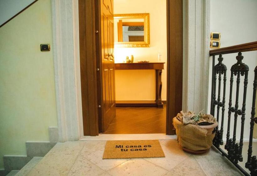 צימר Palazzo De Brado