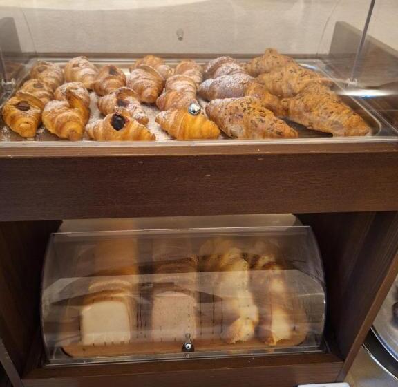 هتل Chiostro Dei Domenicani   Dimora Storica