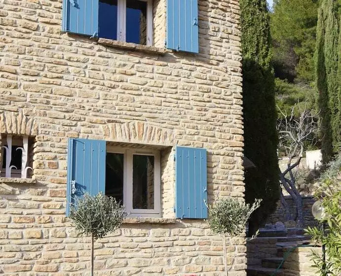 Aamiaismajoitus (B&B) La Bastide Du Beaussetvieux