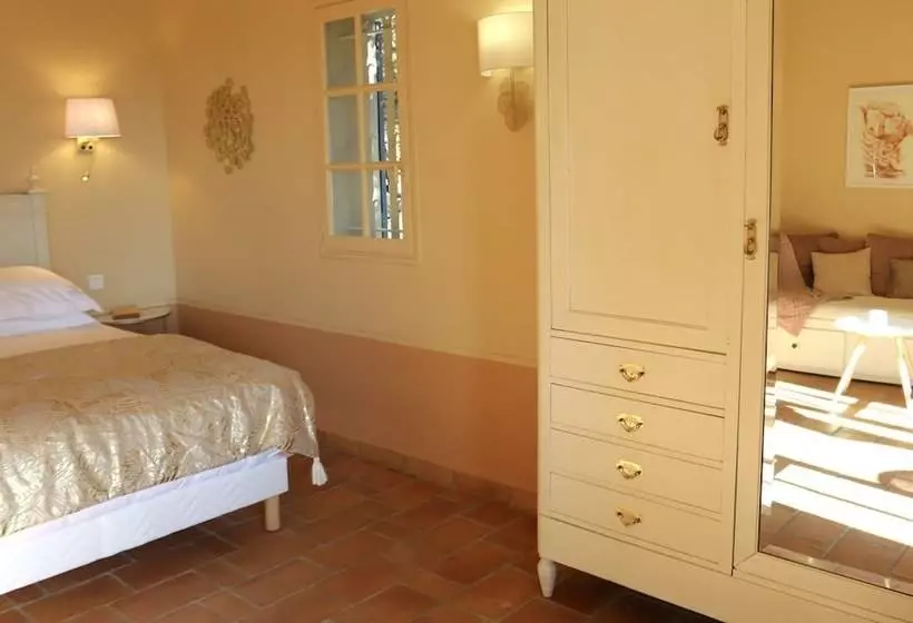 Aamiaismajoitus (B&B) La Bastide Du Beaussetvieux