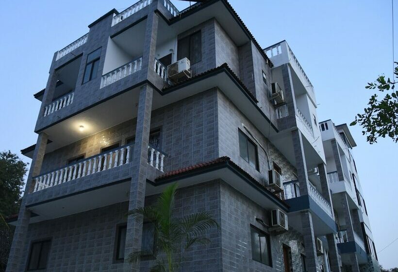 호텔 Clarissa Resort Goa