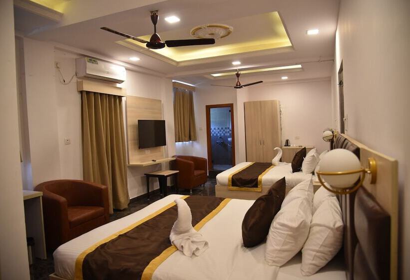 호텔 Clarissa Resort Goa