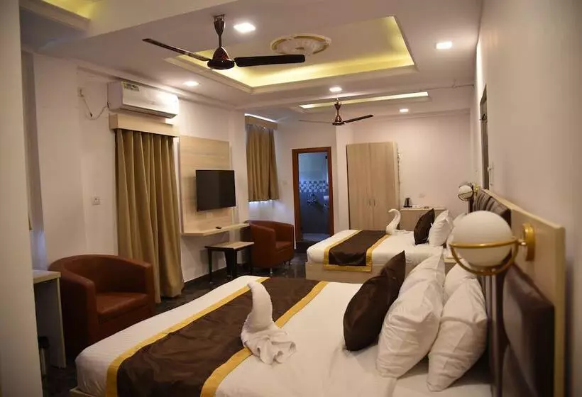 Hotelli Clarissa Resort Goa