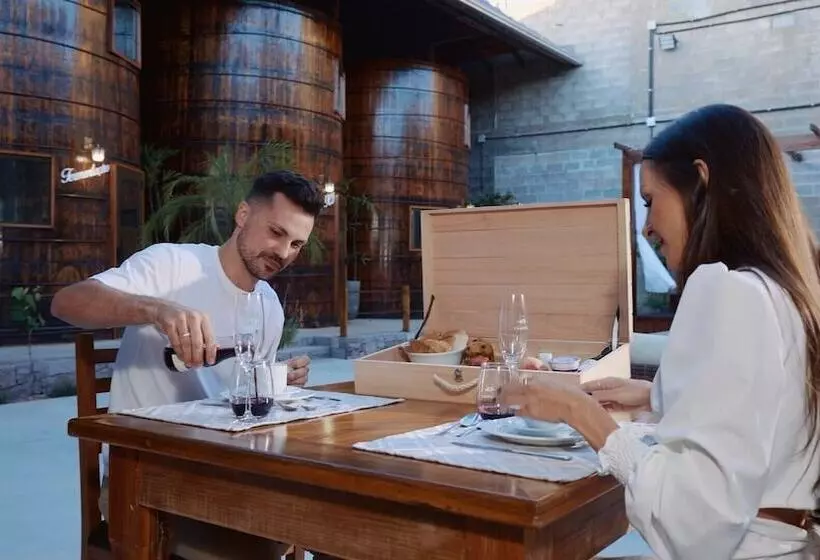 Majatalo Villa Vinicolla Hospedagem Conceito