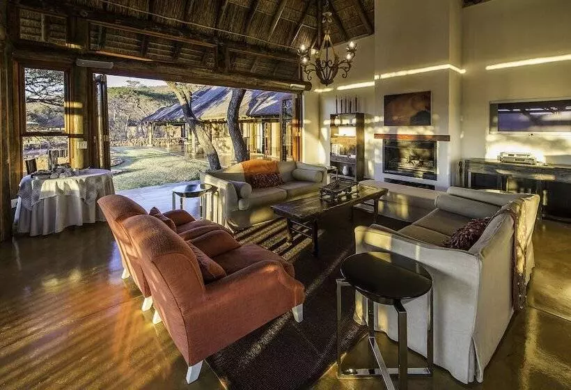 Ekuthuleni Lodge