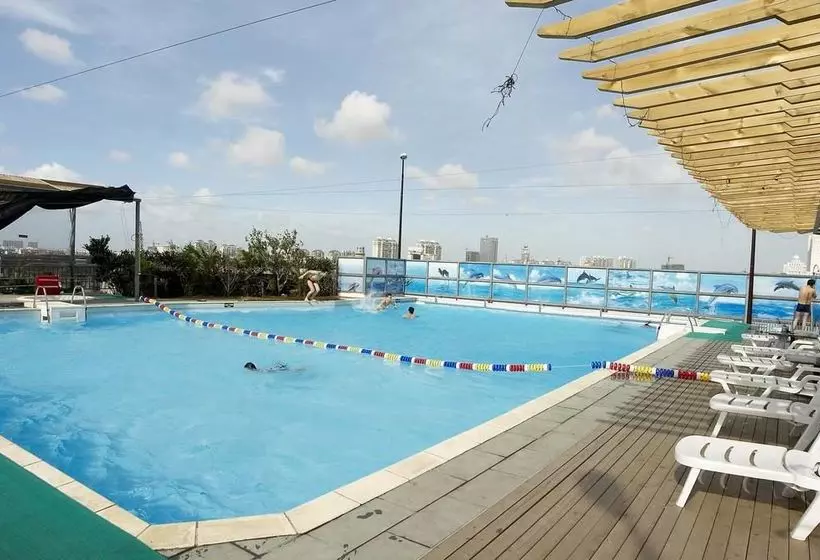 Otel Bossman International